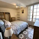 Maison & Village - French * Quarante
